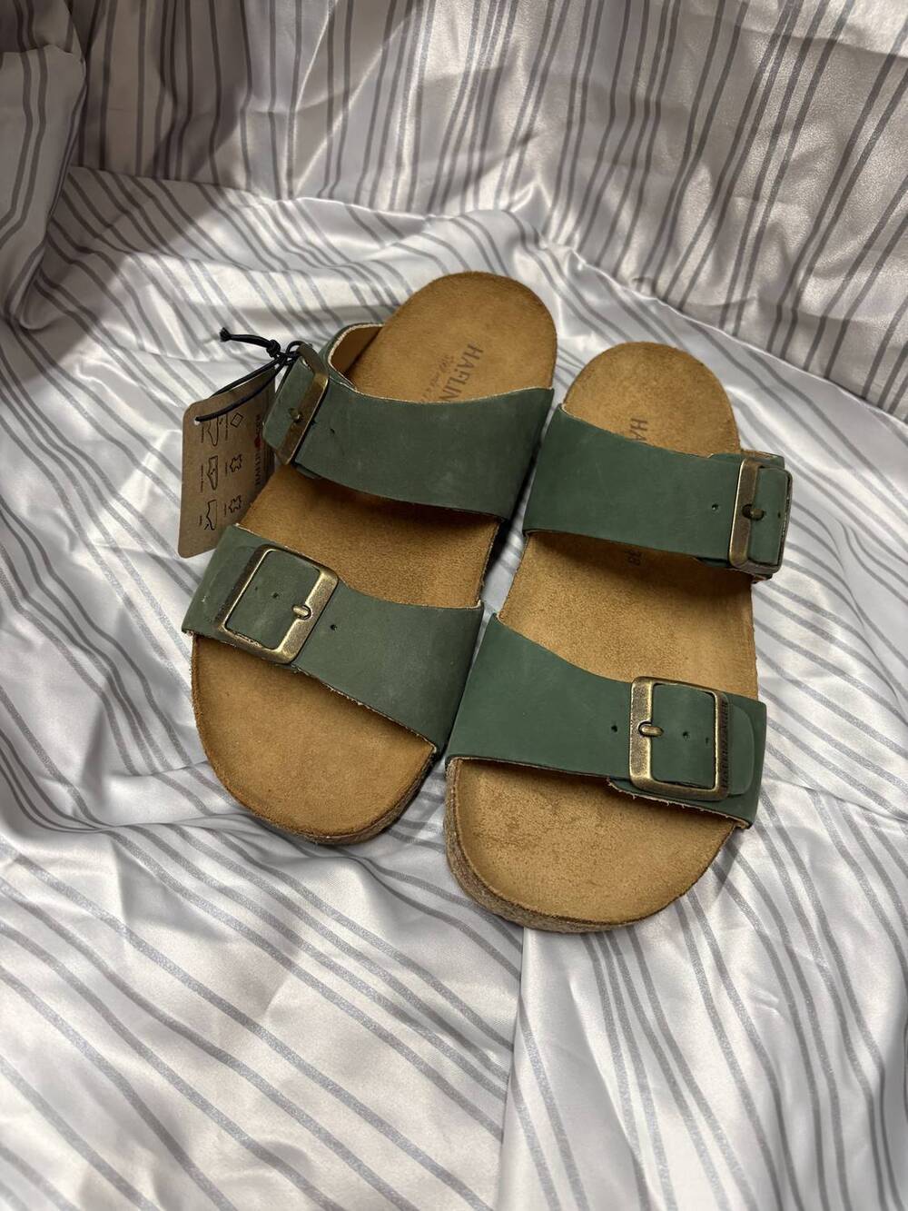 NEW HAFLINGER women's andrea sandal in forest